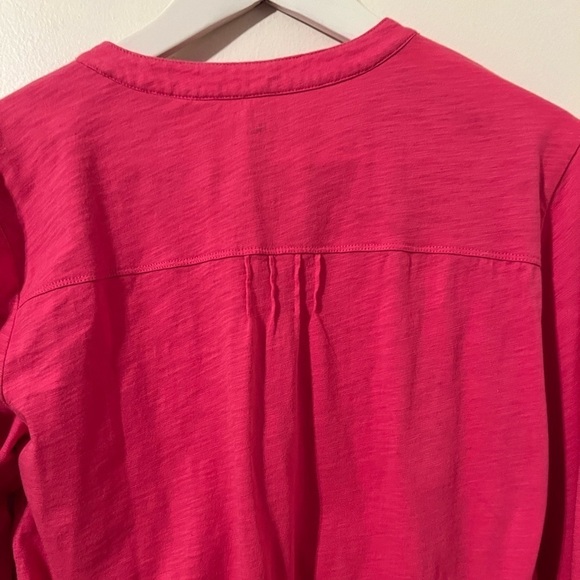 L.L. Bean Hot Pink Long Sleeve V-Neck Top with buttons size Large - Picture 9 of 9